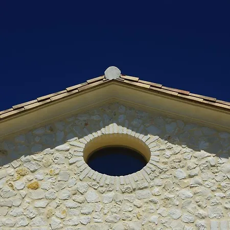 Bed & Breakfast Decouvertes Uzes